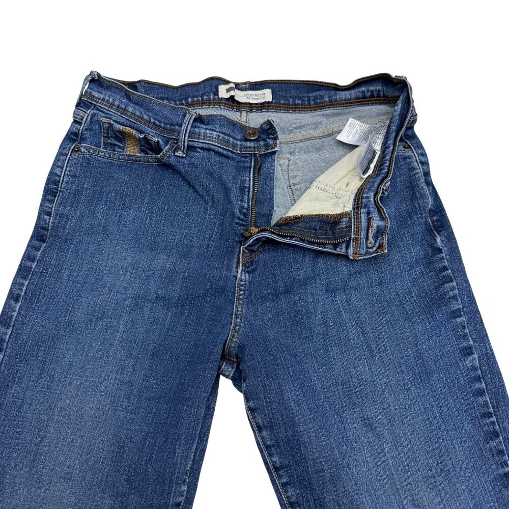 Levi's 512 Perfectly Slimming Straight Leg Jean Women's Denim Pants, Size 32 - Picture 4 of 10